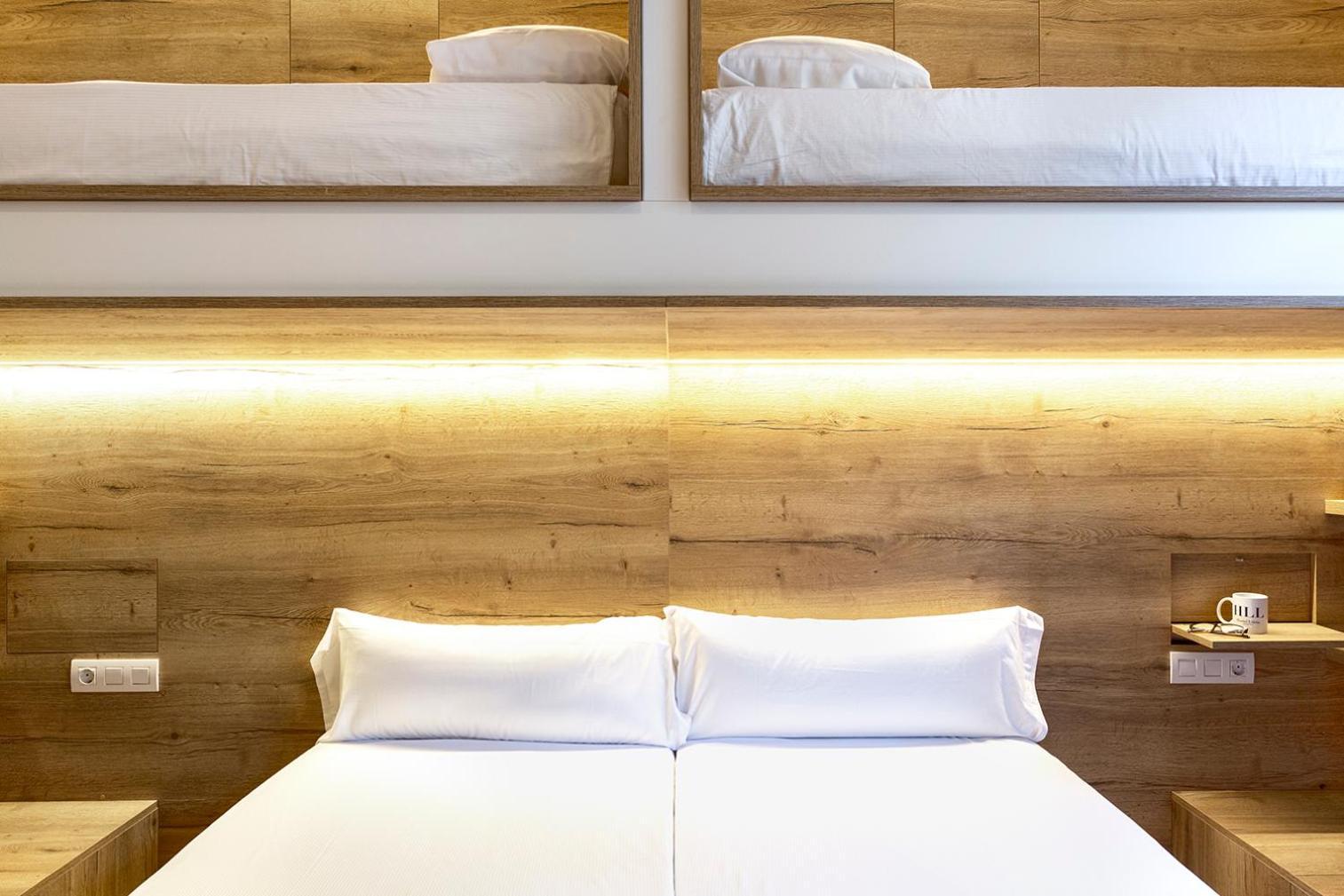 Weflating Boutique Hostel Barcelona Exterior photo